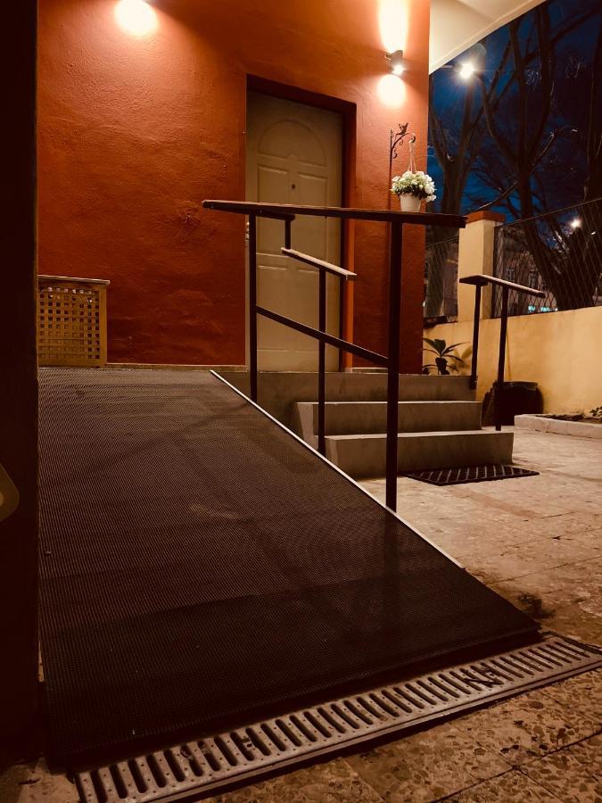 לינה וארוחת בוקר סאסארי Il Giardino Di Iole Via Giovanni Amendola N36 מראה חיצוני תמונה